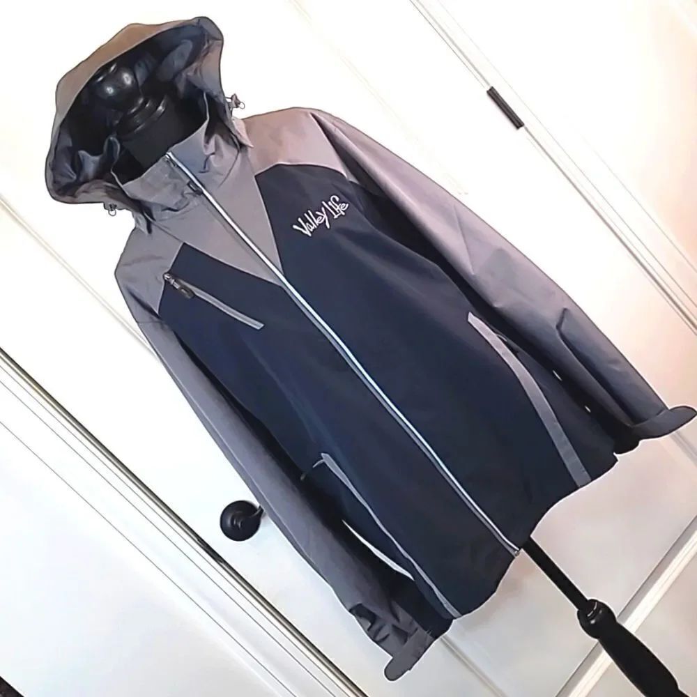 North End Valley Life  EZEM system sz L/G jacket/windbreaker NWOT